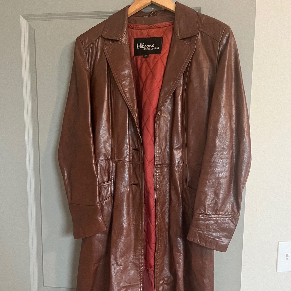 Super Rare Vintage Wilson Leather Trench Coat in Chestnut Brown